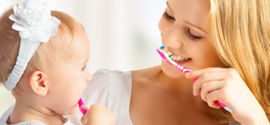 Brossage des dents des enfants