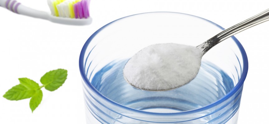 Le bicarbonate de soude pour les dents