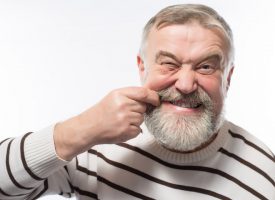 Seniors, vos dents réclament de l’attention